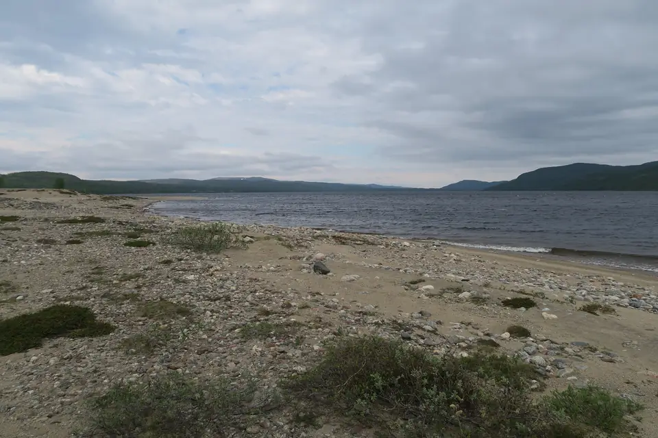 Pulmankijärven laakso Nuorgamin itäpuolella.